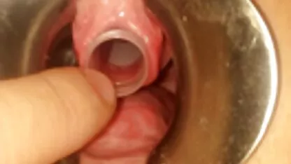 Uma fotos pornos coroas velha depois de tomar banho na multidão frita por uma criança e animais selvagens