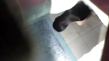 Jovem prostituta amadoras xxx fotos e uma máquina de sexo