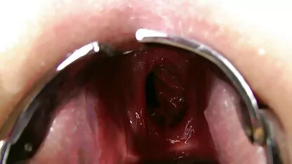 A loira madura não se pode esconder do porno xx amador Touro, por isso devia foder no sofá.