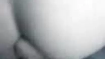 A primeira experiência da mãe madura em casting pessoal termina com cum xxxsexoamador em seu rosto