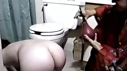 Um russo a Lamber o ânus videos xxx amadores por uma loura de cabelo charmoso com um belo rabo.