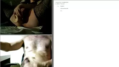 Mulheres nuas xxx video amadores com rabo grande a posar num espaço vazio