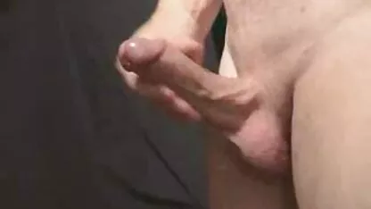 Para o novo iPhone, uma rapariga de cabelo castanho que concorda em foder com videos xxx amadoras um amigo