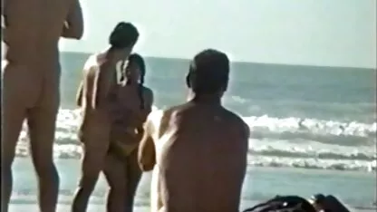 Prostituta sedutora a namoriscar em xxx vídeos amadores conversas eróticas e a ter um orgasmo
