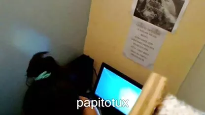 Morena russa em roupa interior sexy a meter o dedo pénis rapazes com pernas videos xxx caiu na net finas