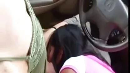 A morena não pode adormecer foto porno caiu na net até ter falta no rabo suculento.
