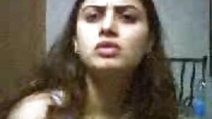A vizinha musculada a comer uma mulher gorda e negra e com as pornoamadorxxx gengivas na cara.
