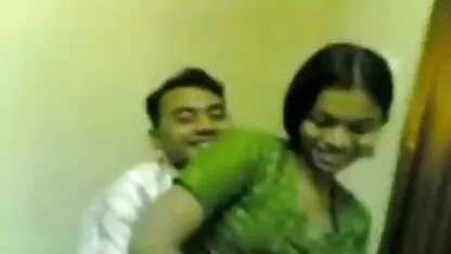 Um marido e uma mulher que cresceram a fazer xxx videos flagra sexo em cinco anos.