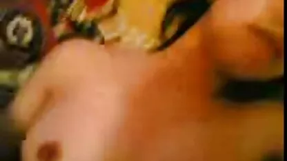 O casal russo leva o pov amador para a filmes xxx amadores casa de banho.