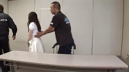Os Swingers, pela primeira vez, têm uma foda familiar xxx videos caiu na net no sofá.