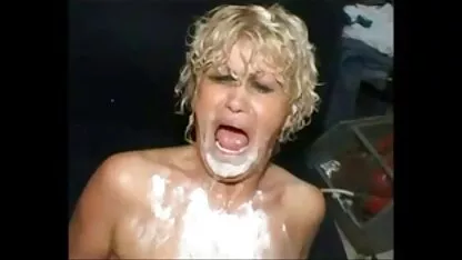 Sexo xxxpornoamador amador pessoal em cam com barba e uma morena quente
