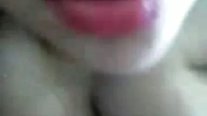 Chocolate quente a espalhar pernas à frente xxxvideospornoamador da namorada branca