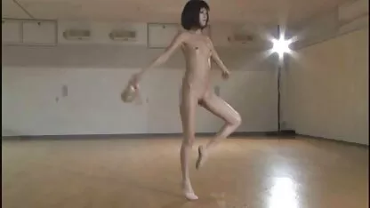 Os russos pagam xxx brasileiras amadoras por sexo de táxi.