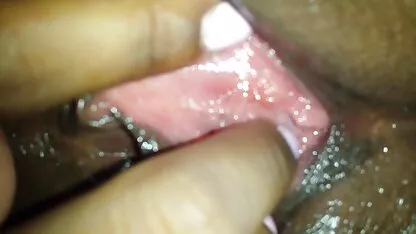 Linda loira com flagra xxx um grande peito elástico sabe posar lindamente.