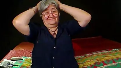 Bbw com uma forma xxx porno amadoras curva que satisfaz um bebé
