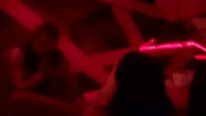 A filha Loura chupa o pai e desiste de foder com o cancro. xxx amador brasileiro