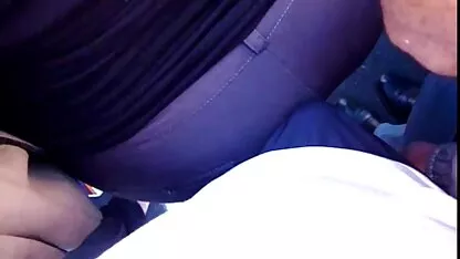 Marido e mulher apaixonados na casa de banho xxxamadoras